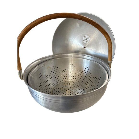 Vintage Mirro Aluminum Steamer Pot With Lid & Basket Wooden Bamboo  Handle - Picture 2 of 6